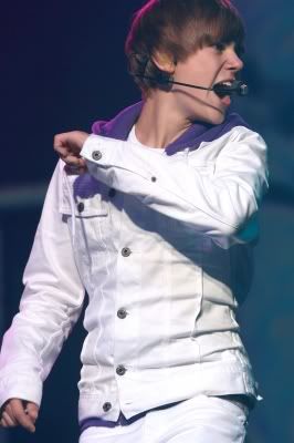 Justin Bieber Pictures, Images and Photos