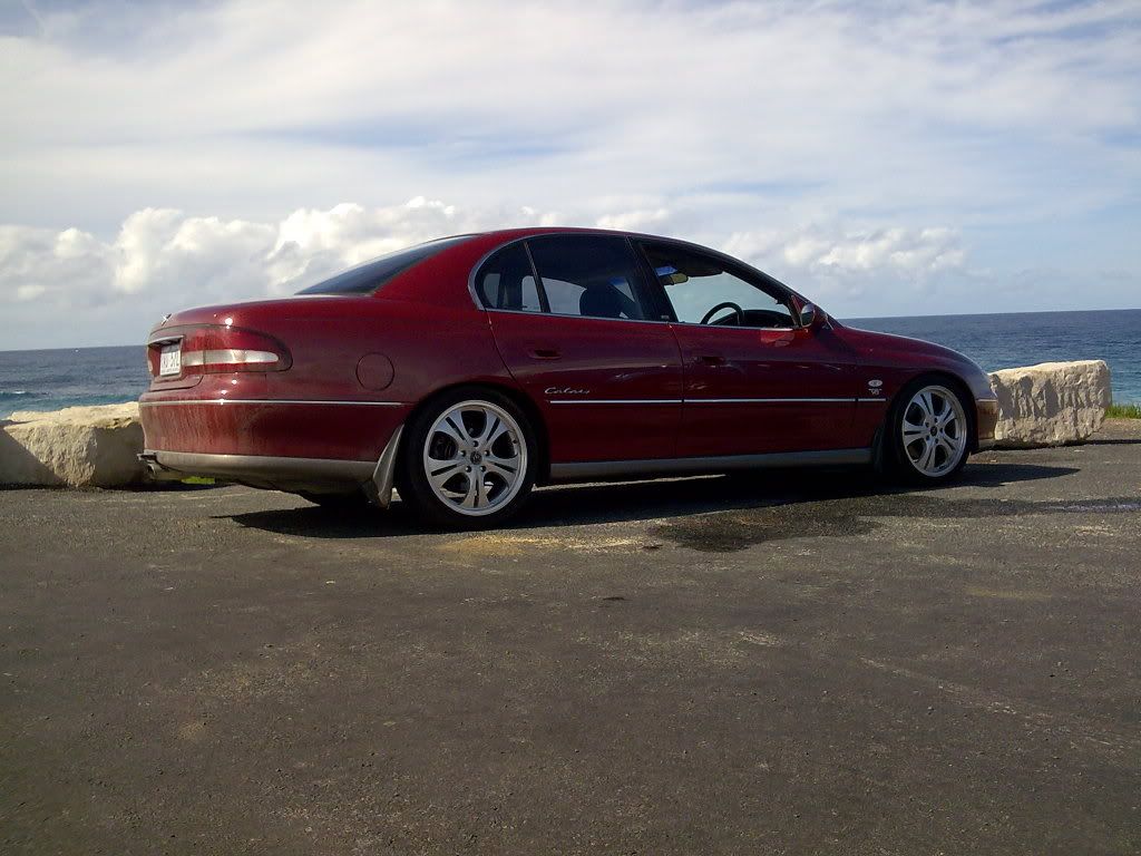 2000 vt calais s/c 6 Just Commodores