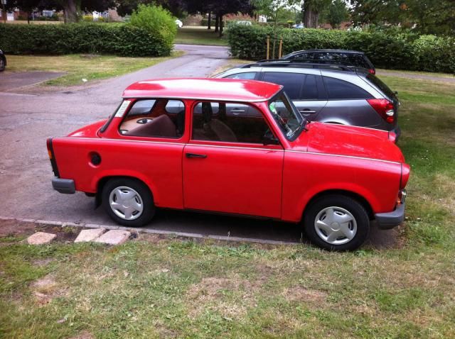 trabant_zps0606dfbe.jpg