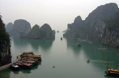 Halong Bay2 Pictures, Images and Photos