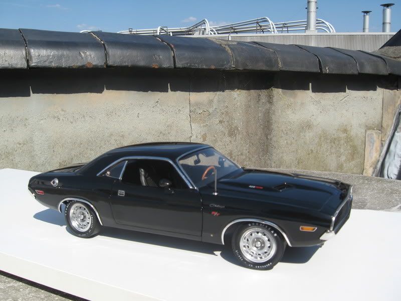 dodge challenger black. Dodge Challenger 1970 Black