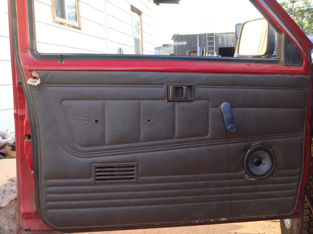 Nissan hardbody door panel removal #10