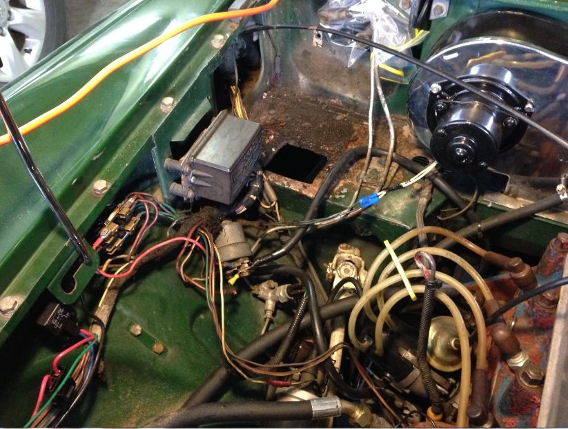 '66B Engine Bay wiring location picture... : MGB & GT Forum : MG