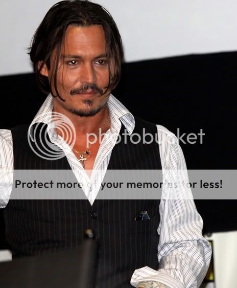 http://i306.photobucket.com/albums/nn241/Helga_Depp/-3-3.jpg