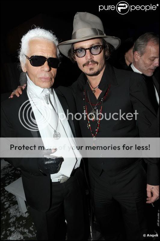 http://i306.photobucket.com/albums/nn241/Helga_Depp/413088-karl-lagerfeld-et-johnny-dep.jpg