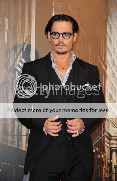 http://i306.photobucket.com/albums/nn241/Helga_Depp/88796154.jpg