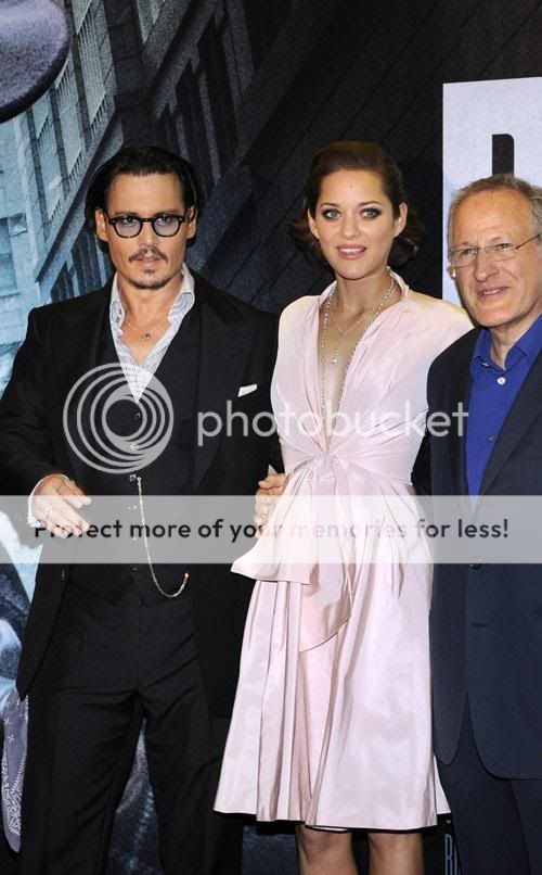 http://i306.photobucket.com/albums/nn241/Helga_Depp/Paris4.jpg