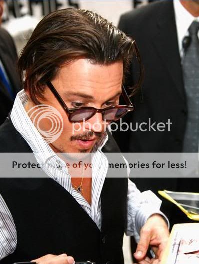 http://i306.photobucket.com/albums/nn241/Helga_Depp/po4.jpg